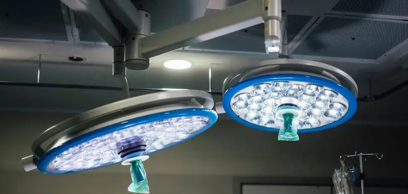 Surgery lamp in the operating room