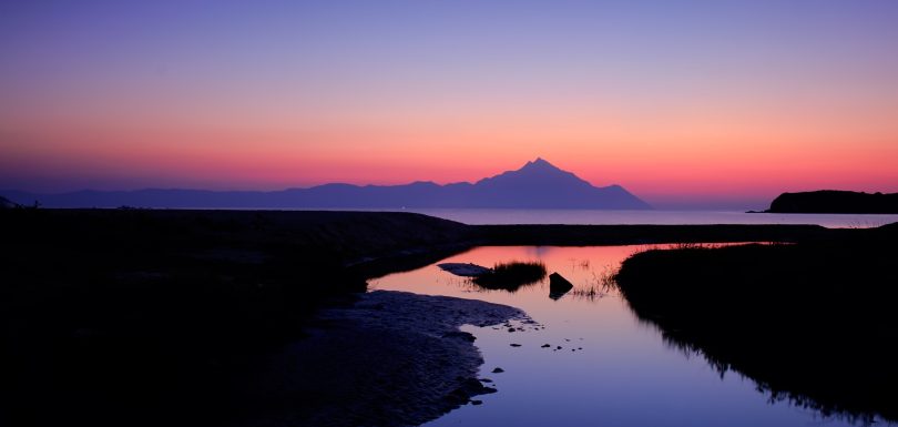 Beautiful sunrise in lake